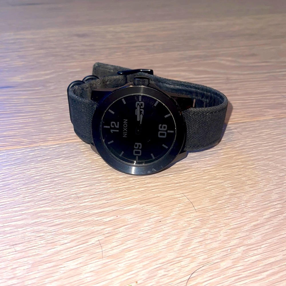 Nixon Watch - All black